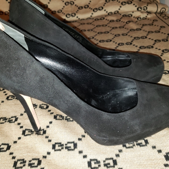 Gucci Black Suede Platform Pumps Size 10 - Picture 3 of 5